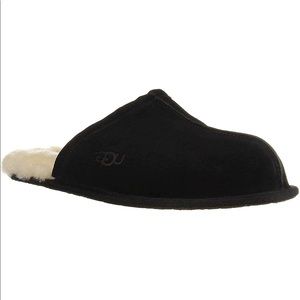 Brand New Ugg Scuff Slipper in Black Suede